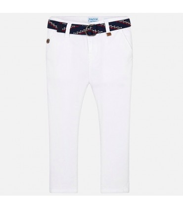 PANTALÓN CHINO CON CINTURON DE LA MARCA MAYORAL
