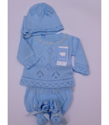 CONJUNTO BEBE  CUATRO PIEZAS DE LA MARCA MAC ILUSIÓN