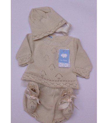 CONJUNTO BEBE  CUATRO PIEZAS DE LA MARCA MAC ILUSIÓN