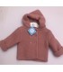 ABRIGO BEBE PUNTO GORRO MARCA SARDON