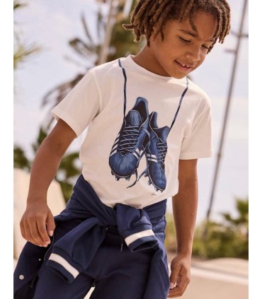 CAMISETA BOTAS DE FÚTBOL NIÑO MARCA MAYORAL