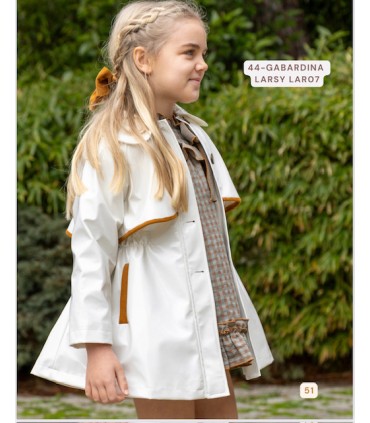 GABARDINA NIÑA INTERIOR BORREGUITO MARCA BOETIE KIDS
